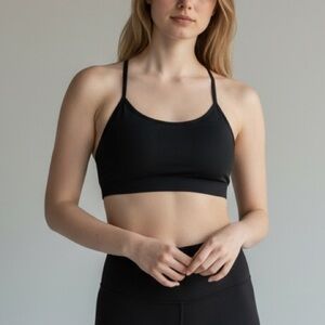 Fabletics Women’s Black Sports Bra Size XS Workout Training Gym